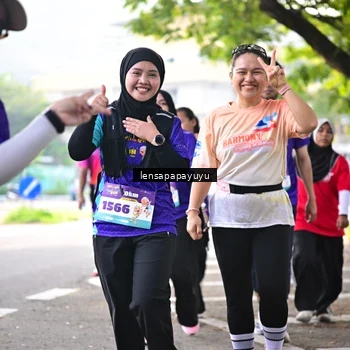 Runner Photo 8315846