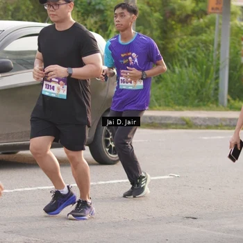 Runner Photo 8315871