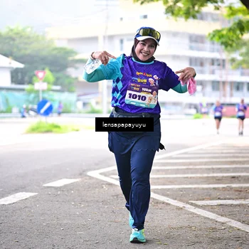 Runner Photo 8315975