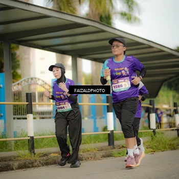 Runner Photo 8315991