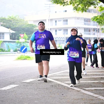 Runner Photo 8315993