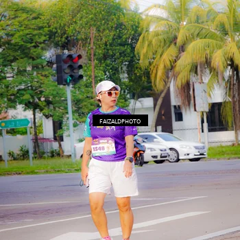 Runner Photo 8316005
