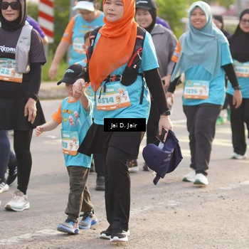 Runner Photo 8316024