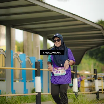 Runner Photo 8316035
