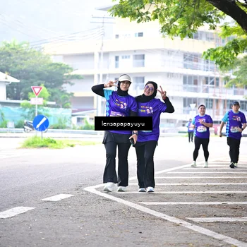 Runner Photo 8316043