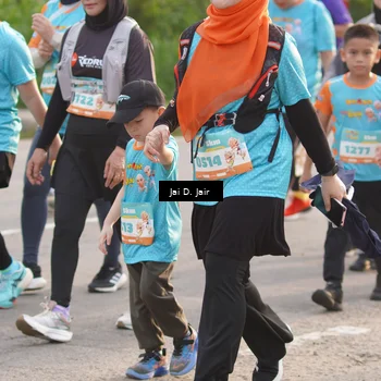 Runner Photo 8316044