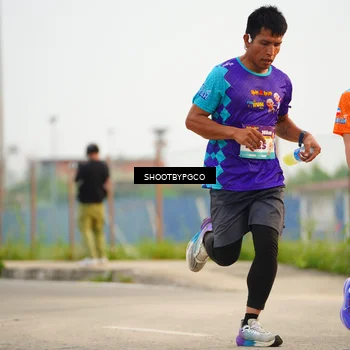 Runner Photo 8316047