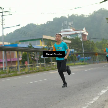 Runner Photo 8316053