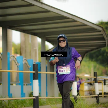 Runner Photo 8316059