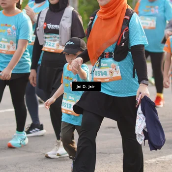 Runner Photo 8316060
