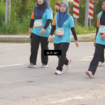 Runner Photo 8316135