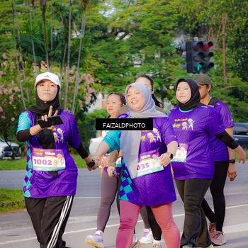 Runner Photo 8316184