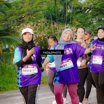 Runner Photo 8316199
