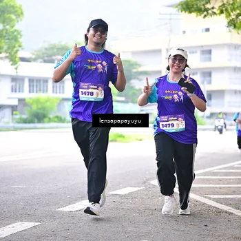 Runner Photo 8316200