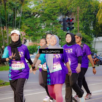 Runner Photo 8316205