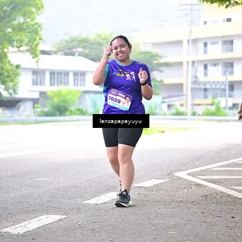 Runner Photo 8316240