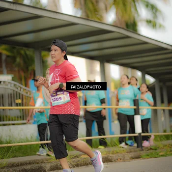 Runner Photo 8316262