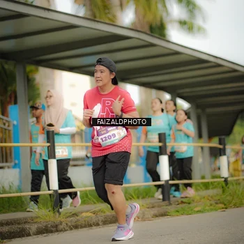 Runner Photo 8316270