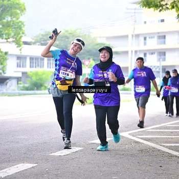 Runner Photo 8316275