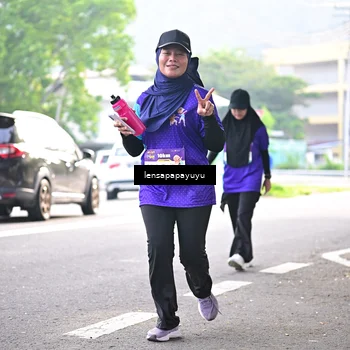Runner Photo 8316300