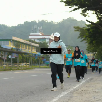 Runner Photo 8316328
