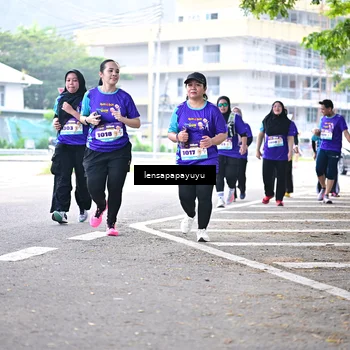 Runner Photo 8316357
