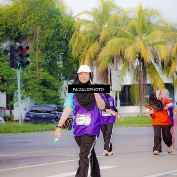 Runner Photo 8316359