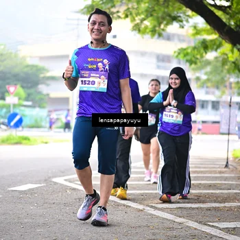 Runner Photo 8316398