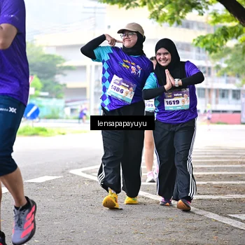 Runner Photo 8316411