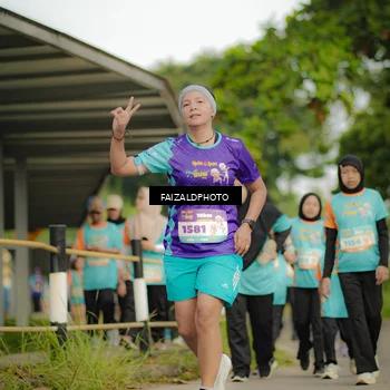 Runner Photo 8316433