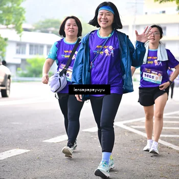 Runner Photo 8316441