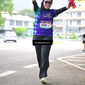 Runner Photo 8316473