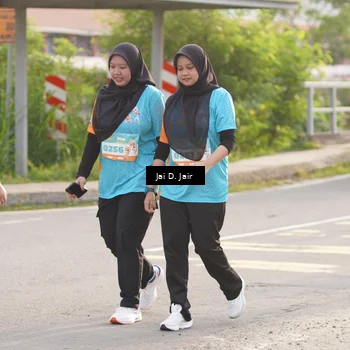Runner Photo 8316475