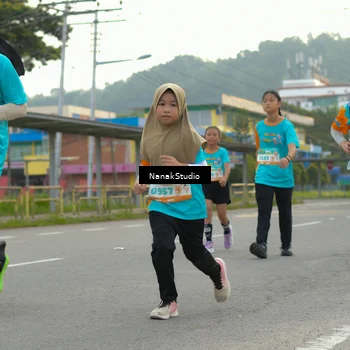 Runner Photo 8316480