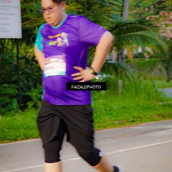 Runner Photo 8316516
