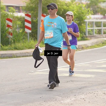 Runner Photo 8316573