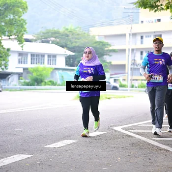 Runner Photo 8316642