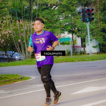 Runner Photo 8316649