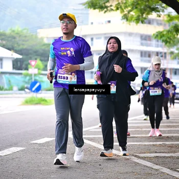 Runner Photo 8316663