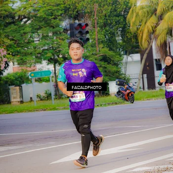 Runner Photo 8316679