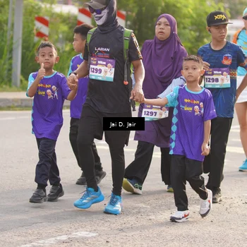 Runner Photo 8316726