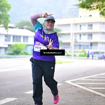 Runner Photo 8316741
