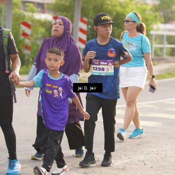 Runner Photo 8316745