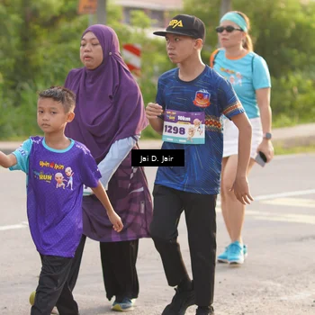 Runner Photo 8316746