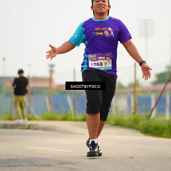 Runner Photo 8316753