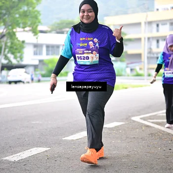Runner Photo 8316783