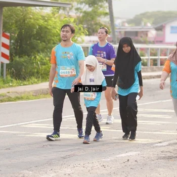 Runner Photo 8316799