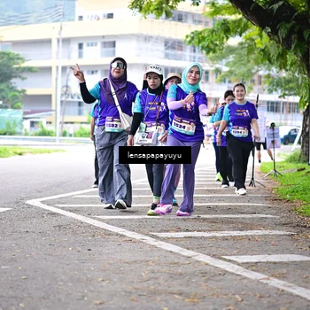 Runner Photo 8316807