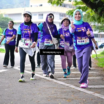 Runner Photo 8316824