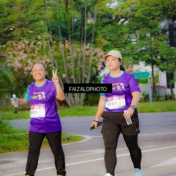 Runner Photo 8316844